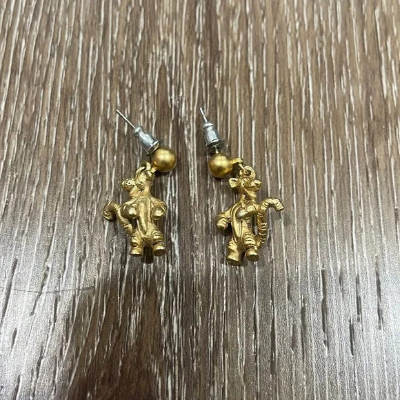 Disney Jewelry Gold Disney Winnie The Pooh Tigger Earrings